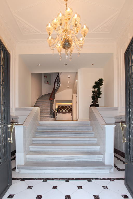Stay Lab Taksim 15 Suites Istanboel Buitenkant foto