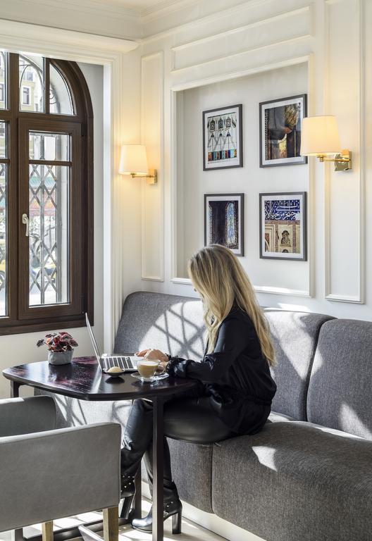 Stay Lab Taksim 15 Suites Istanboel Buitenkant foto