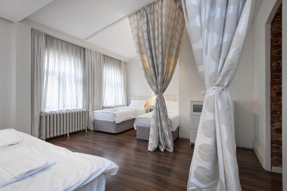 Stay Lab Taksim 15 Suites Istanboel Buitenkant foto