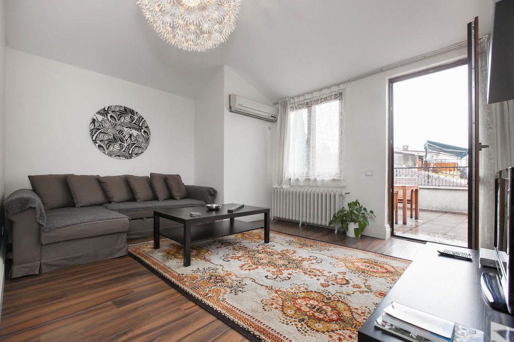 Stay Lab Taksim 15 Suites Istanboel Buitenkant foto