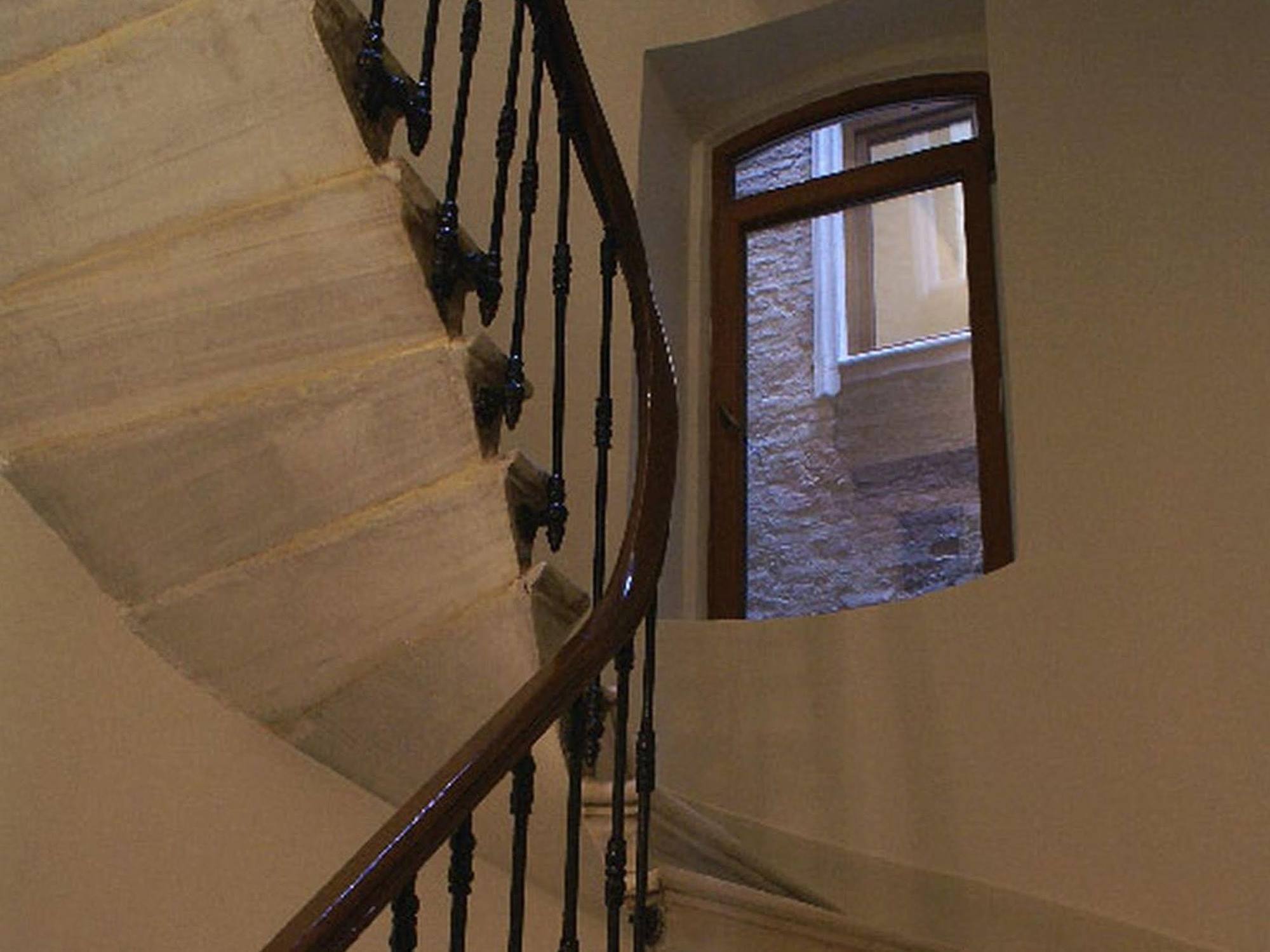 Stay Lab Taksim 15 Suites Istanboel Buitenkant foto
